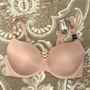 BNWT Torrid 360 Back Smoothing Push Up Plunge Bra